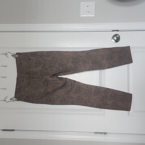 William Rast Leopard print pants Size 29 - Picture 2 of 6